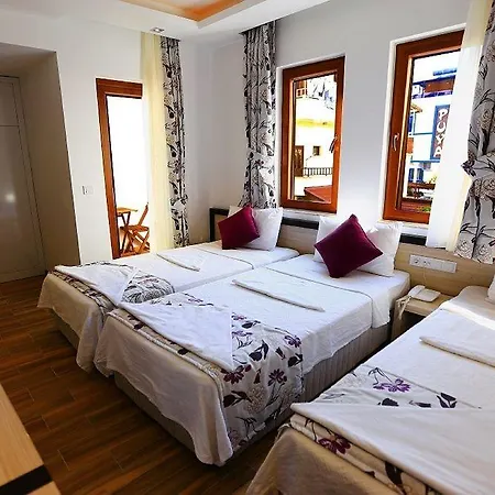 Kleopatra Hermes Hotell 3*