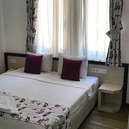 Kleopatra Hermes 3* Alanya