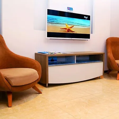 Kleopatra Hermes ホテル 3*