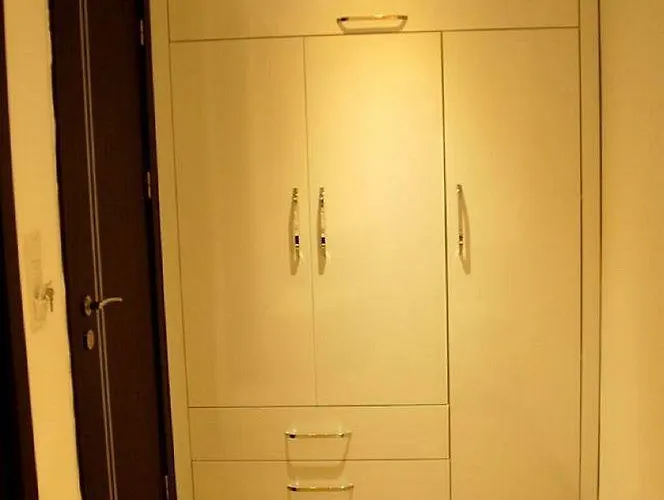 Kleopatra Hermes Szálloda